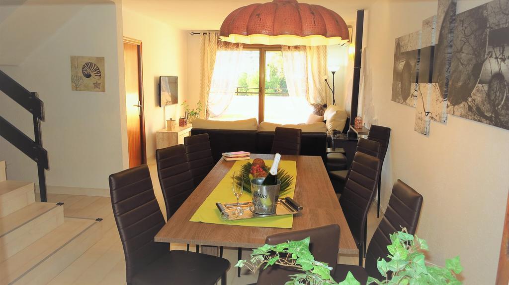 Claire Seaview & Beach-Apartment Montgat Exterior photo